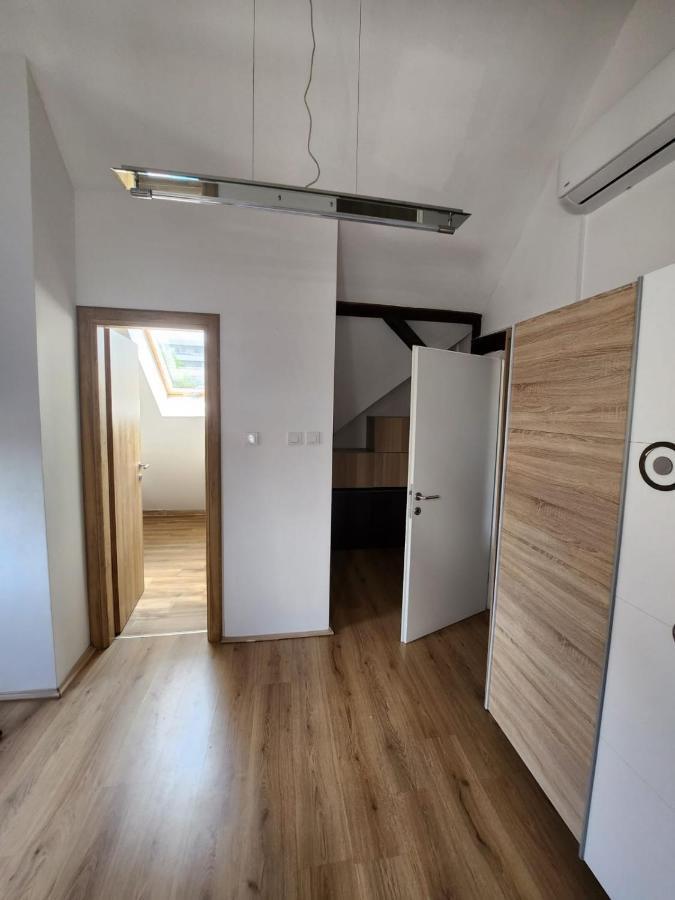 Apartman Buzanova 001 Zagreb Exterior foto